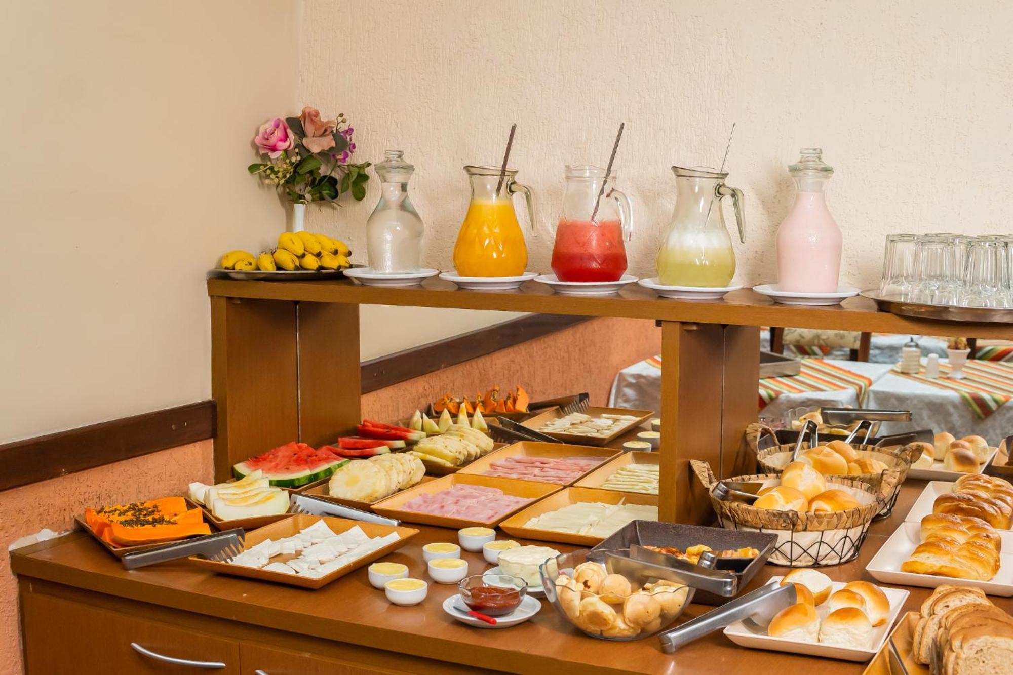 Hotel Colonial Сан-Лоренсу Экстерьер фото